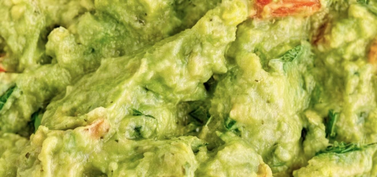 nachos con guacamole